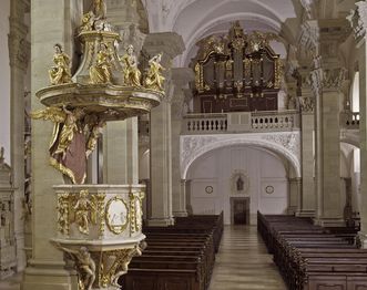 Innenansicht der Stiftskirche von Kloster Großcomburg