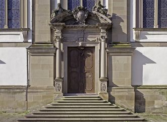 Portal der Stiftskirche St. Nikolaus des Kloster Großcomburg
