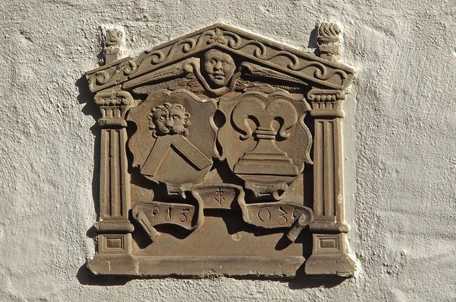 Wappen von Erasmus Neustetter am Wamboldbau des Klosters Großcomburg