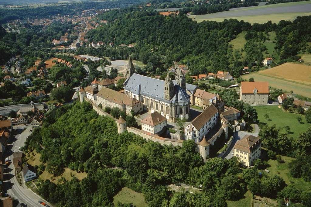 Blick auf die Gesamtanlage des Klosters Großcomburg